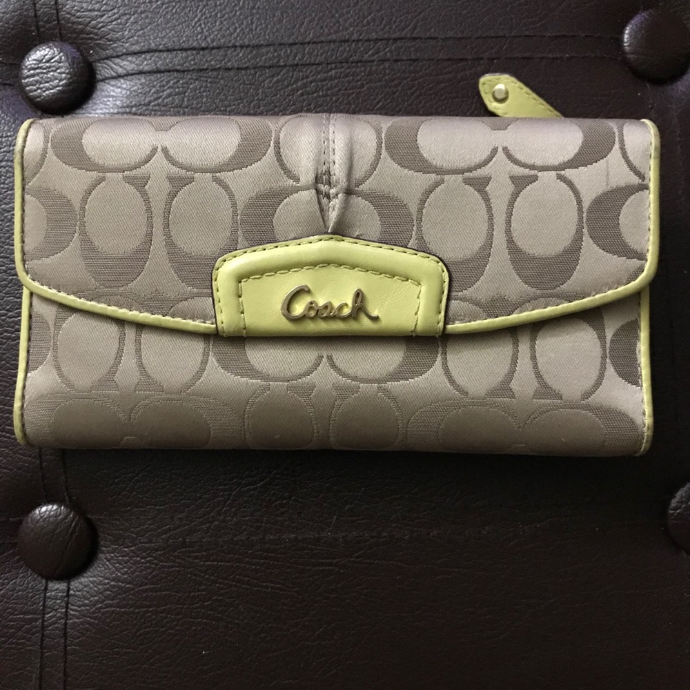 Coach wallet